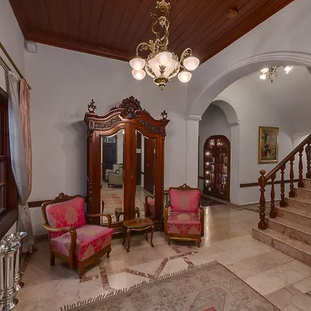 Отель Tuvana 4*